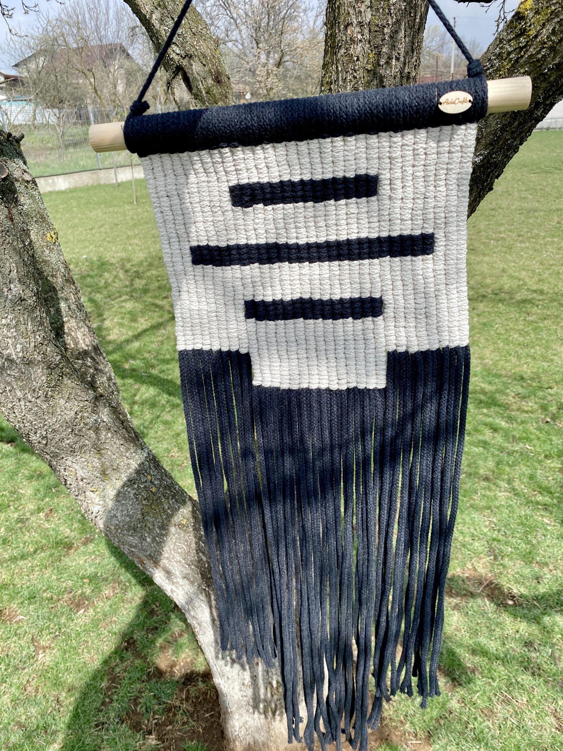 Macrame Black & White